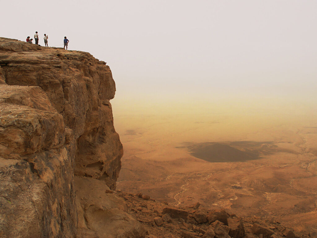 ramon-crater-_l
