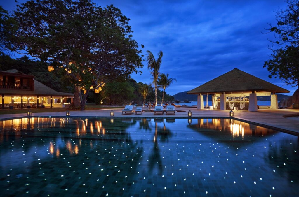 Main_swimming_pool_night_6742-A4-scaled