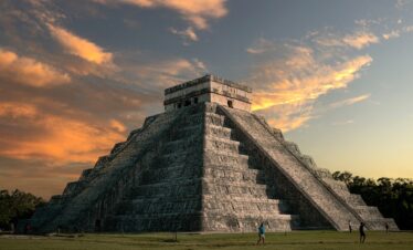 Gli Aztechi ed il Mondo Maya